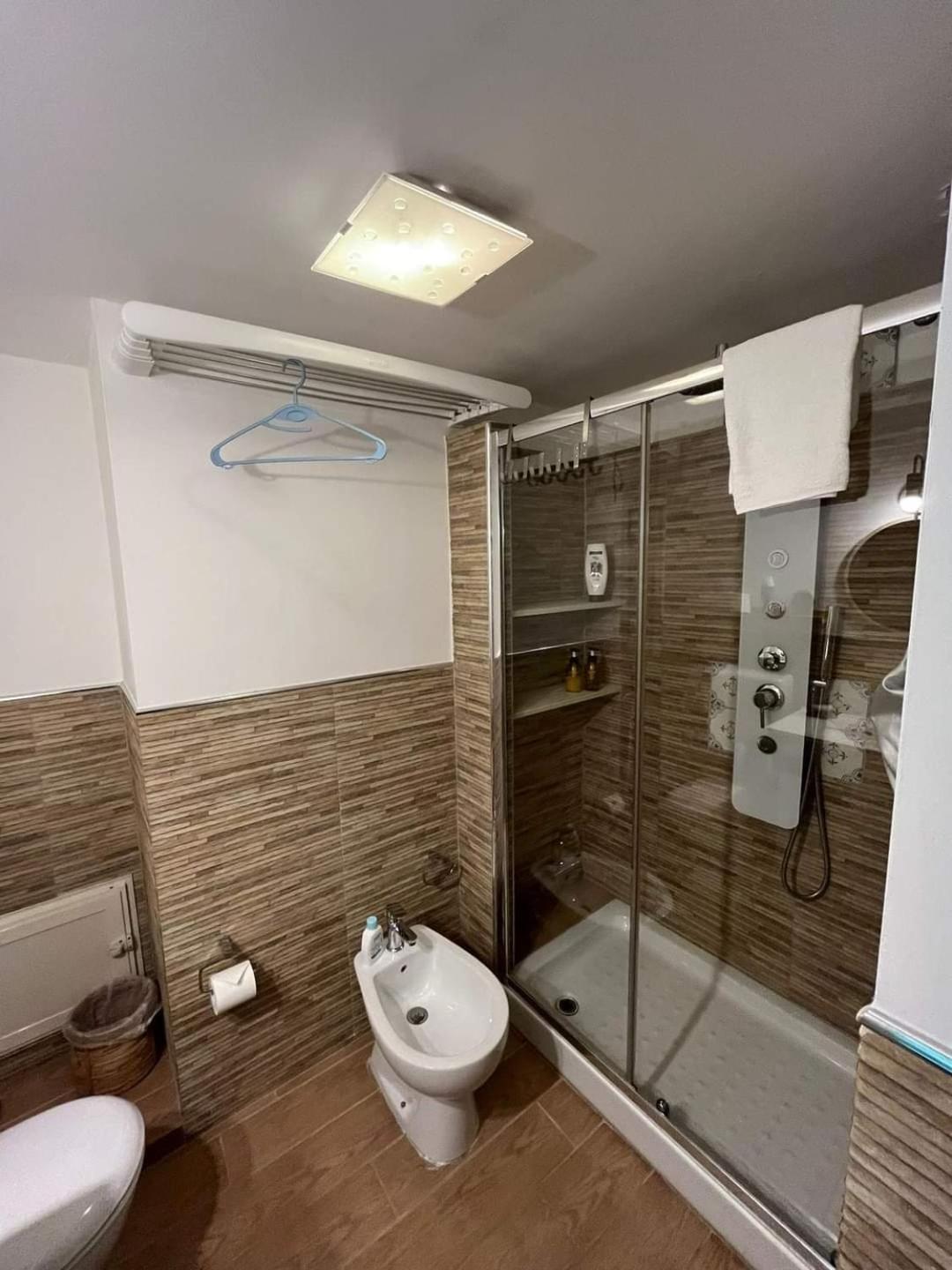 Duba House Holiday Home Палермо Экстерьер фото